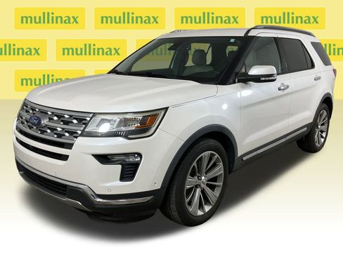 Certified 2018 Ford Explorer Limited w/ Equipment Group 301A image 14
