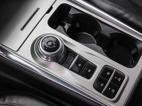Used 2020 Ford Explorer Limited RWD image 23