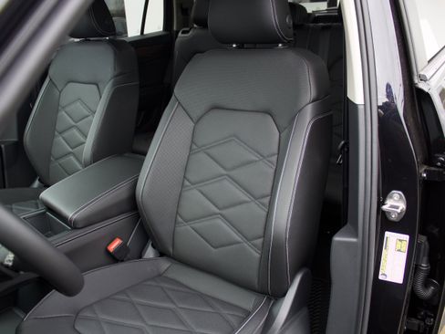 New 2026 Volkswagen Atlas SE image 12