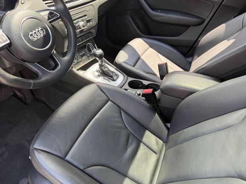 Used 2018 Audi Q3 2.0T Premium w/ Convenience Package AWD/4WD image 18