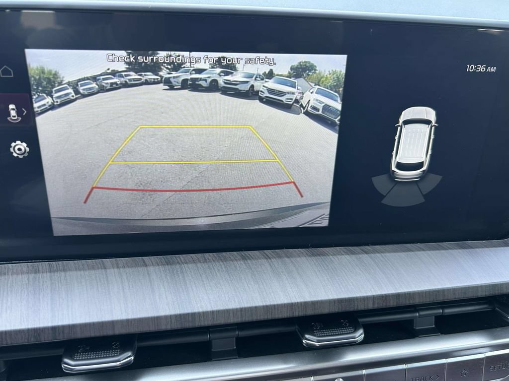 Used 2023 Kia Telluride EX w/ EX Captain's Chair Package FWD image 24