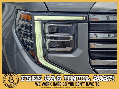 New 2026 GMC Sierra 1500 SLT w/ SLT Premium Plus Package AWD/4WD image 10