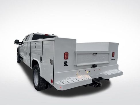 New 2025 Ford F450 XL w/ XL Chrome Package image 31