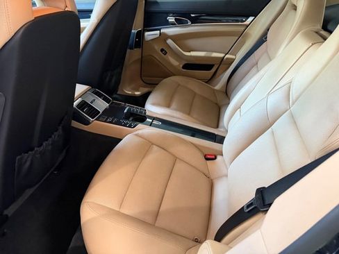 Used 2016 Porsche Panamera 4 Edition w/ Premium Package Plus AWD/4WD image 22