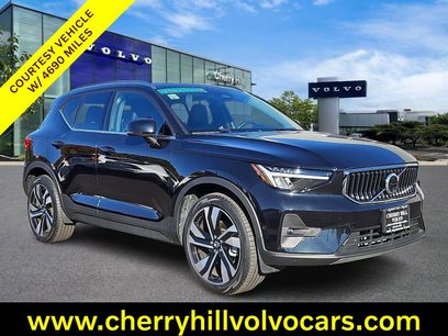 Certified 2025 Volvo XC40 B5 Plus w/ Climate Package