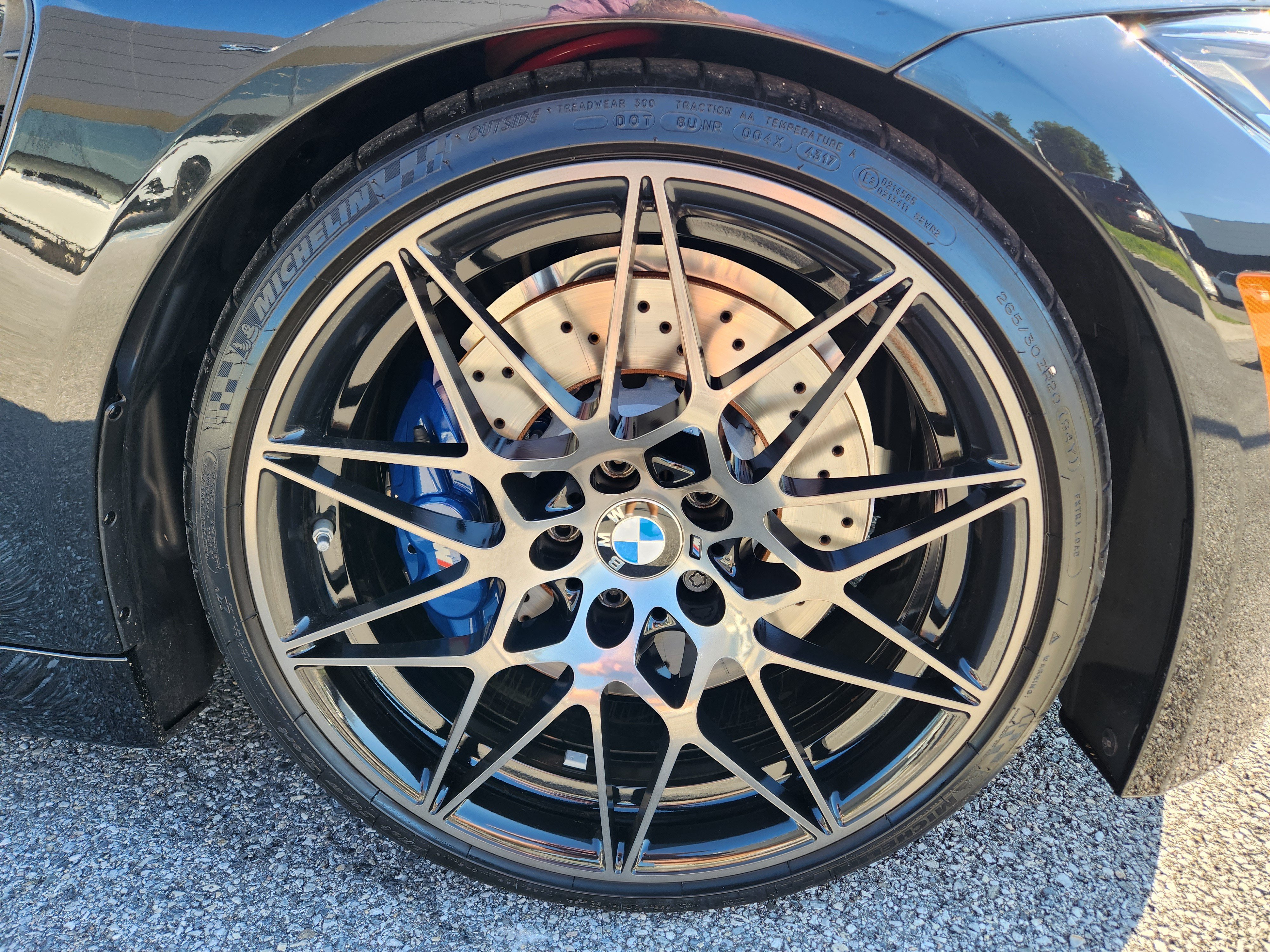 Used 2018 BMW M4 Coupe w/ Competition Package RWD image 7