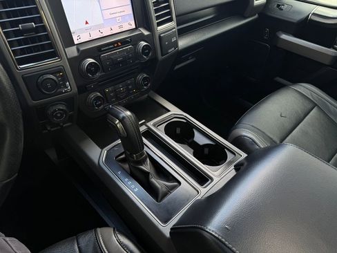 Used 2018 Ford F150 Raptor w/ Equipment Group 802A Luxury AWD/4WD image 32