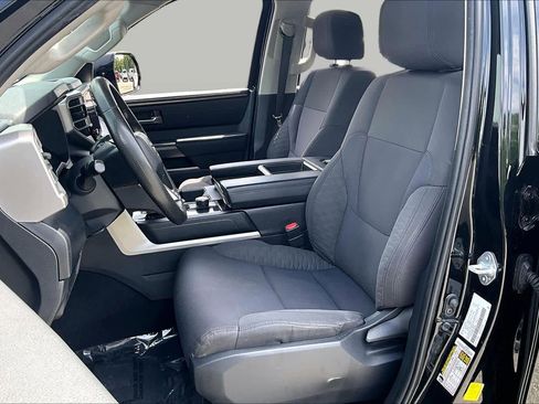 Used 2022 Toyota Tundra SR5 w/ Convenience Package RWD image 8