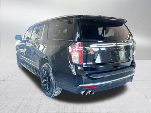 Used 2023 Chevrolet Suburban High Country w/ Advanced Technology Package image 8