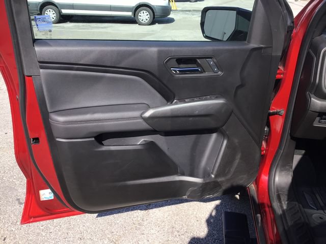 Used 2024 Chevrolet Colorado LT w/ LT Convenience Package II RWD image 10