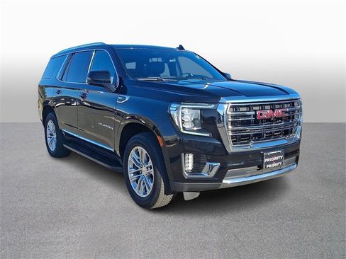 Used 2021 GMC Yukon SLT w/ SLT Luxury Plus Package image 3