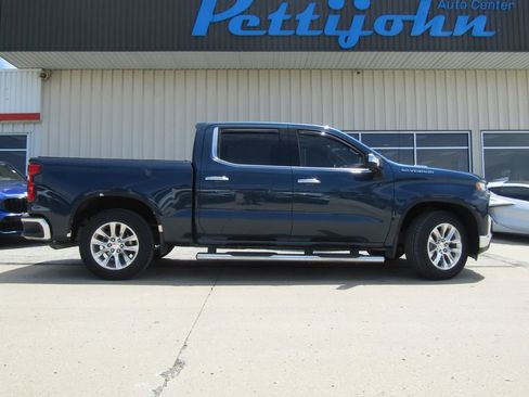 Used 2020 Chevrolet Silverado 1500 LTZ w/ LTZ Plus Package AWD/4WD image 2