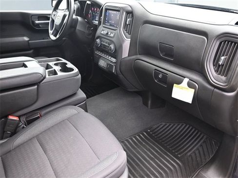 Used 2022 Chevrolet Silverado 1500 Custom image 35