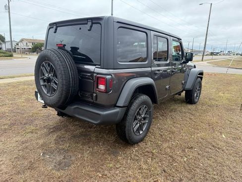 New 2025 Jeep Wrangler Sport S image 7