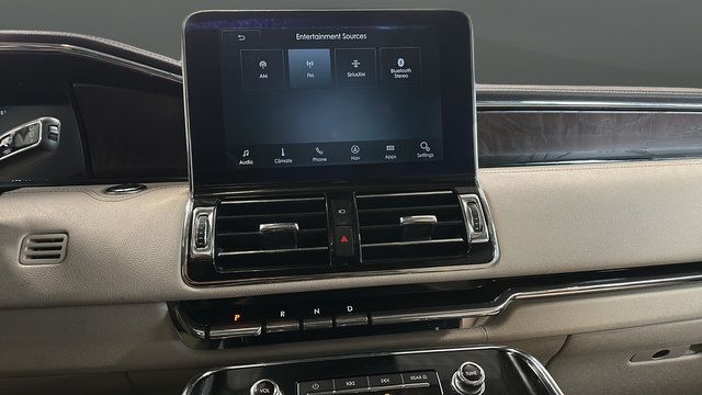Used 2020 Lincoln Navigator L Reserve w/ Luxury Package AWD/4WD image 15