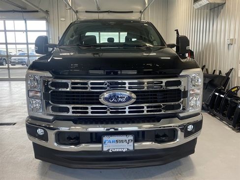 Used 2025 Ford F250 XLT image 7