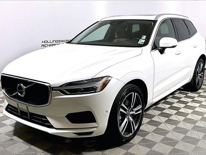 Used 2018 Volvo XC60 T5 Momentum w/ Vision Package
