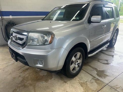Used 2011 Honda Pilot EX image 3