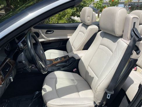 Used 2013 BMW 335i Convertible w/ Premium Pkg RWD image 2