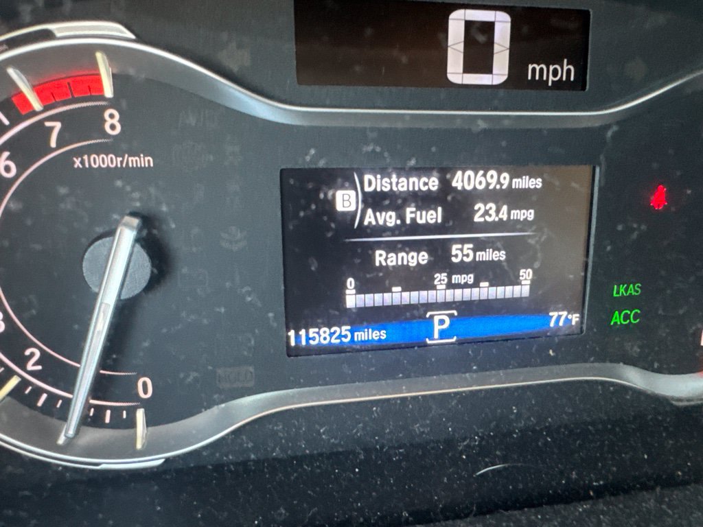 Used 2018 Honda Pilot Touring image 30