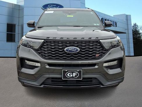 Certified 2020 Ford Explorer ST w/ Premium Technology Package image 2