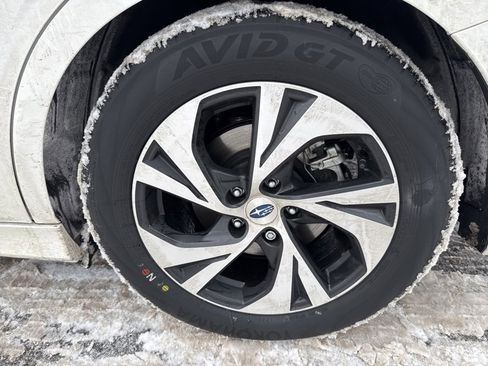 Used 2025 Subaru Legacy Premium w/ Popular Package #1A image 8