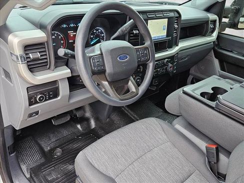 Used 2023 Ford F250 XL w/ FX4 Off-Road Package image 10