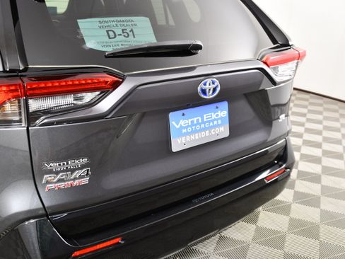 Used 2024 Toyota RAV4 SE w/ Weather & Moonroof Package AWD/4WD image 15