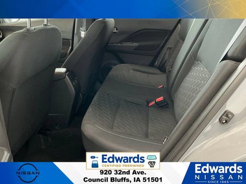 Used 2023 Nissan Kicks SV FWD image 12
