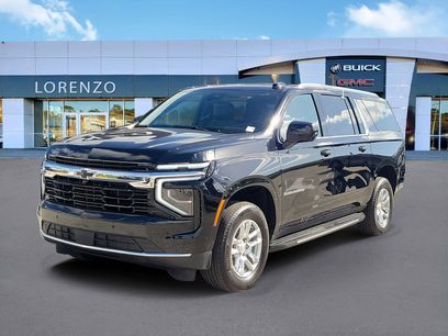 Used 2025 Chevrolet Suburban LS w/ LPO, Dark Essentials Package