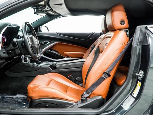 Used 2017 Chevrolet Camaro SS image 37