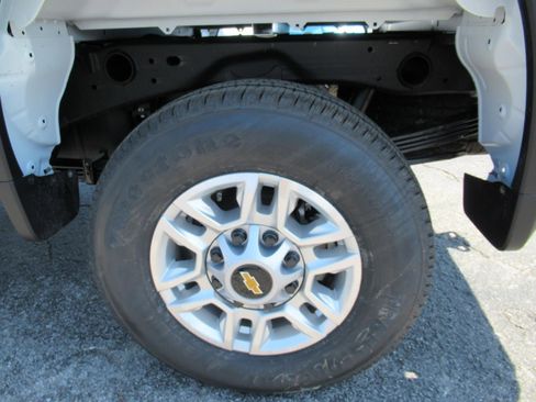 New 2026 Chevrolet Silverado 2500 W/T w/ WT/CX Safety Package AWD/4WD image 8