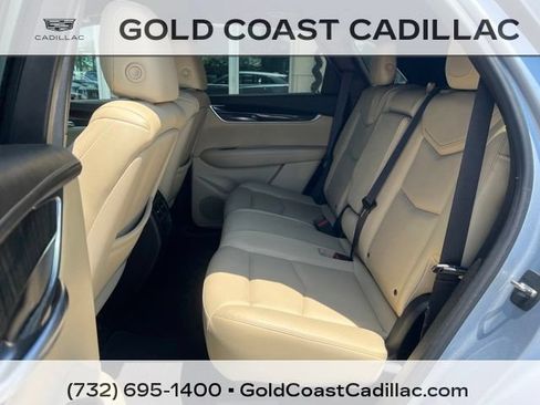 Used 2017 Cadillac XT5 FWD image 12