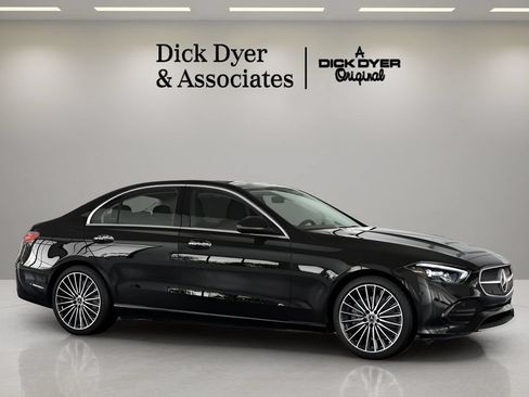 Used 2026 Mercedes-Benz C 300 Sedan image 9