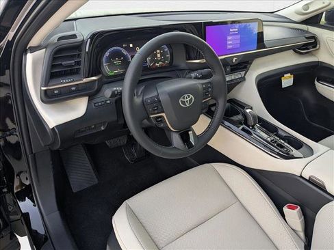 New 2026 Toyota Crown Limited image 3