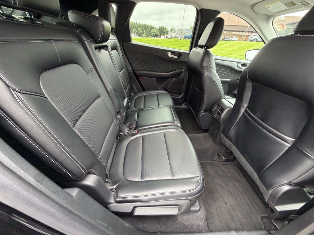 Used 2025 Ford Escape Platinum AWD/4WD image 37