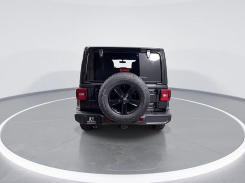 Used 2023 Jeep Wrangler Unlimited Sahara AWD/4WD image 7