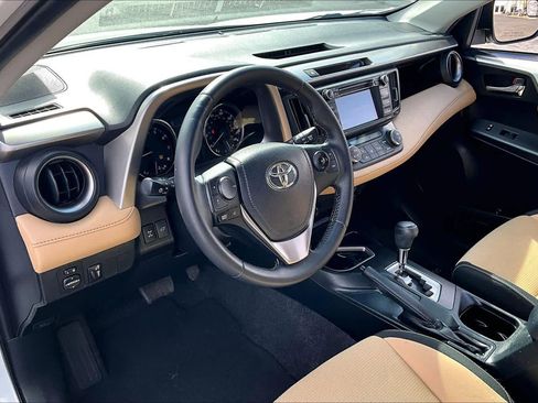 Used 2016 Toyota RAV4 XLE image 17