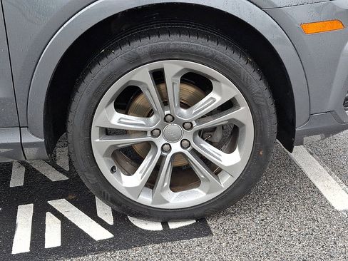 Used 2016 Audi Q3 2.0T Premium Plus w/ Technology Package image 9