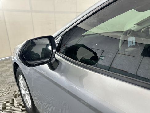 Used 2025 Toyota Camry LE FWD image 10