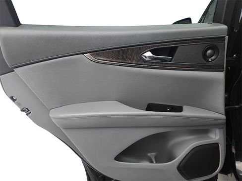 Used 2019 Lincoln Nautilus Reserve image 26