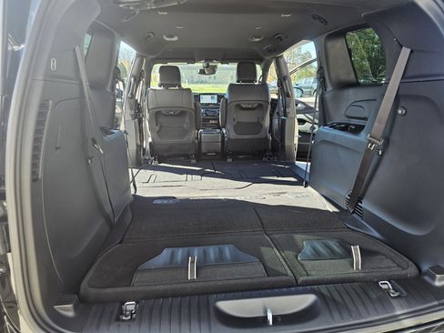 New 2026 Chrysler Pacifica Select image 12