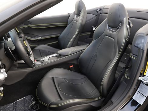 Certified 2020 Ferrari Portofino image 22