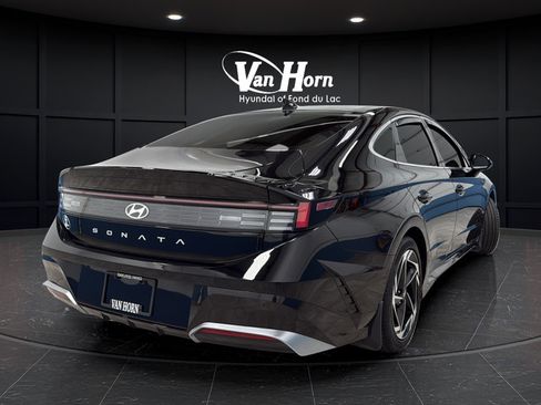 Used 2025 Hyundai Sonata SEL FWD image 7
