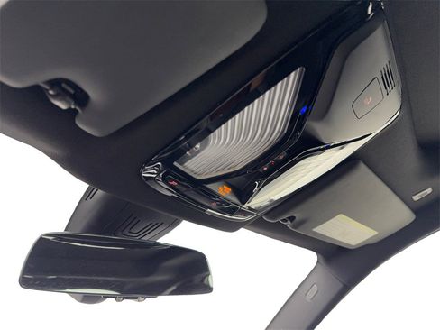 Used 2023 BMW 430i Coupe w/ Convenience Package image 67