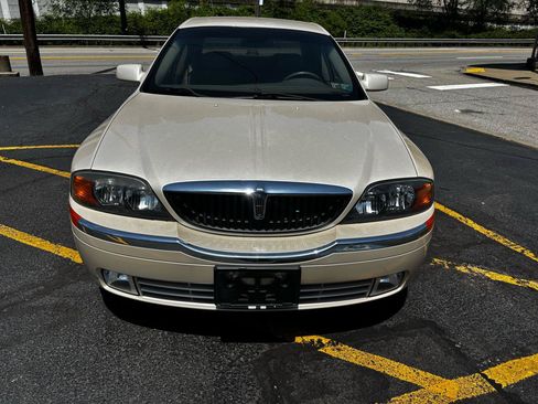 Used 2001 Lincoln LS RWD image 2