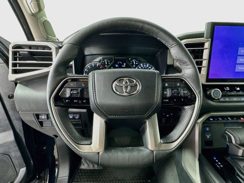 Used 2023 Toyota Tundra Limited AWD/4WD image 11