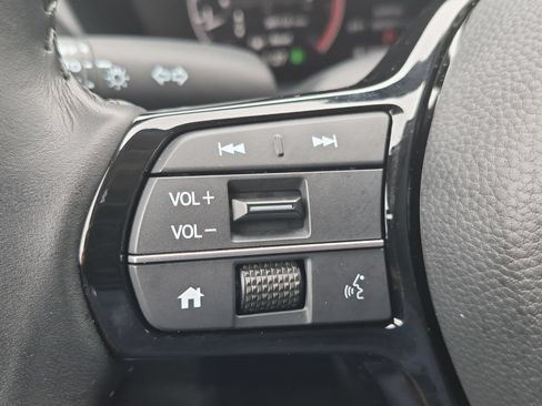 Used 2026 Honda HR-V EX-L image 14