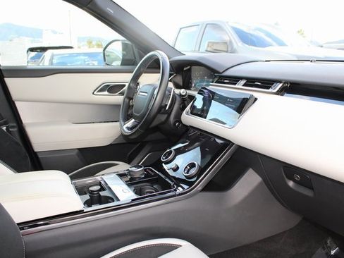 Used 2020 Land Rover Range Rover Velar R-Dynamic S image 5