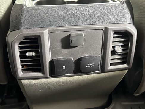 Certified 2022 Ford F250 XLT w/ XLT Premium Package AWD/4WD image 26